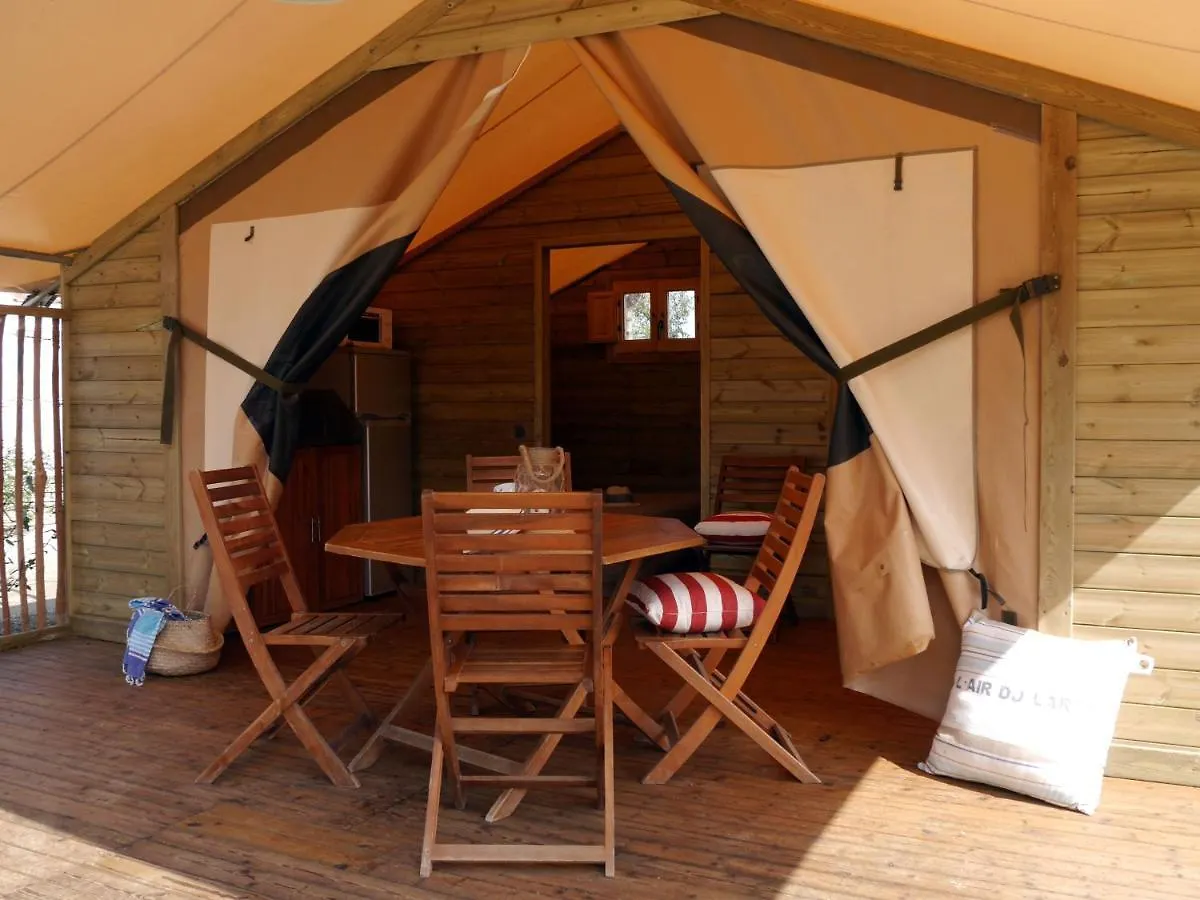 **  Camping Gavina Creixell Espagne