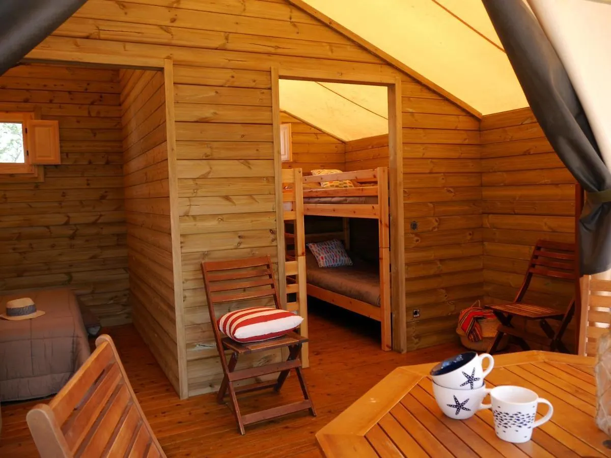 Camping Gavina Creixell Campingplads